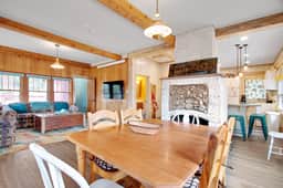 Deer Mountain Lodge North - Image 5