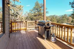 Crest Cabin - Image 4