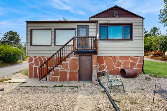 Courtney Cottage - Image 1
