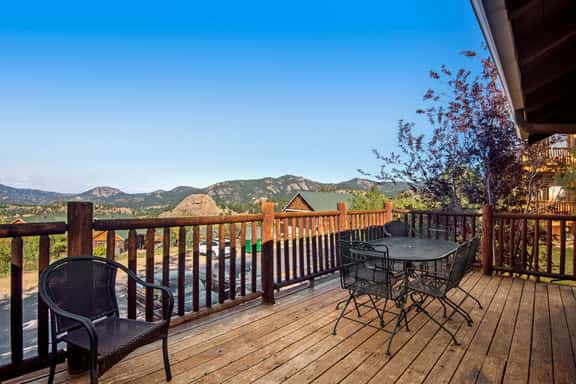 Lodge Haus - Image 1