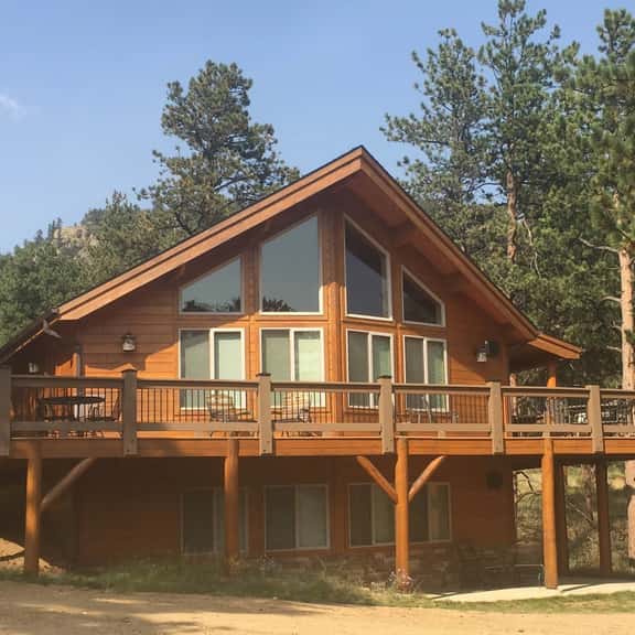 Twin Pines Cabin - Image 1