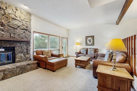 Camelot on Deer Mountain - Image 5