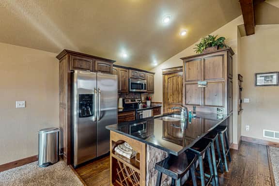 Timber Mountain Retreat - Image 4