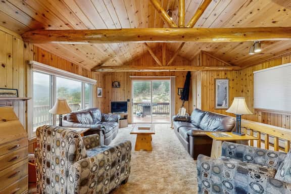 High Pines Cabin - Image 5
