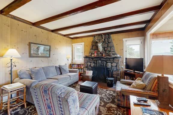 Longs Peak Cabin - Image 5
